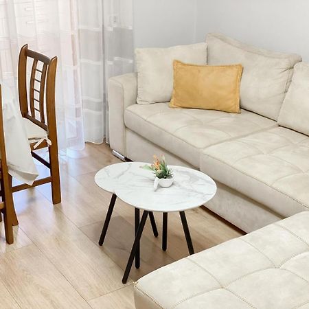 Block Inn Apartments Τίρανα Εξωτερικό φωτογραφία
